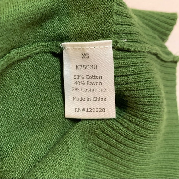 Knitted Dove Emerald Green Cardigan Sweater - Picture 12 of 13